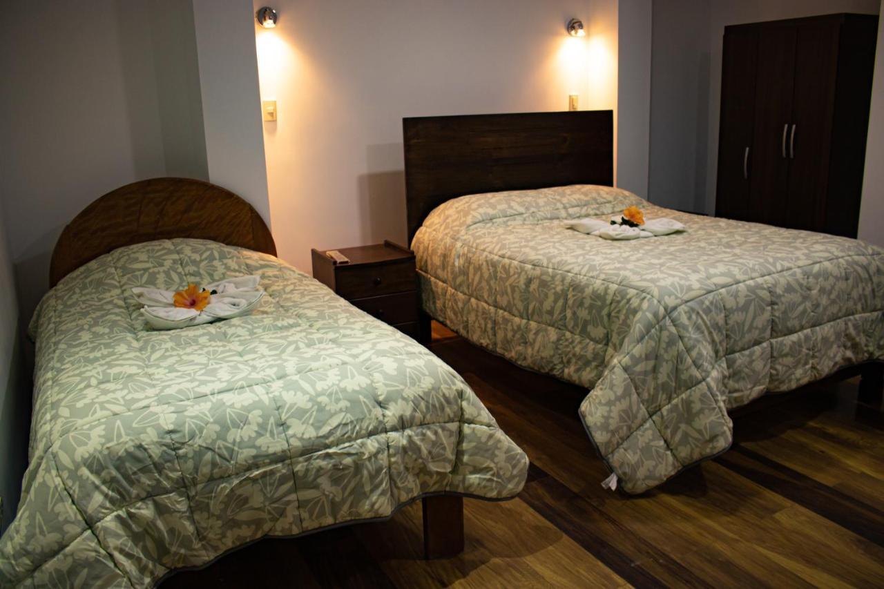Hotel Los Laureles Calca Zewnętrze zdjęcie