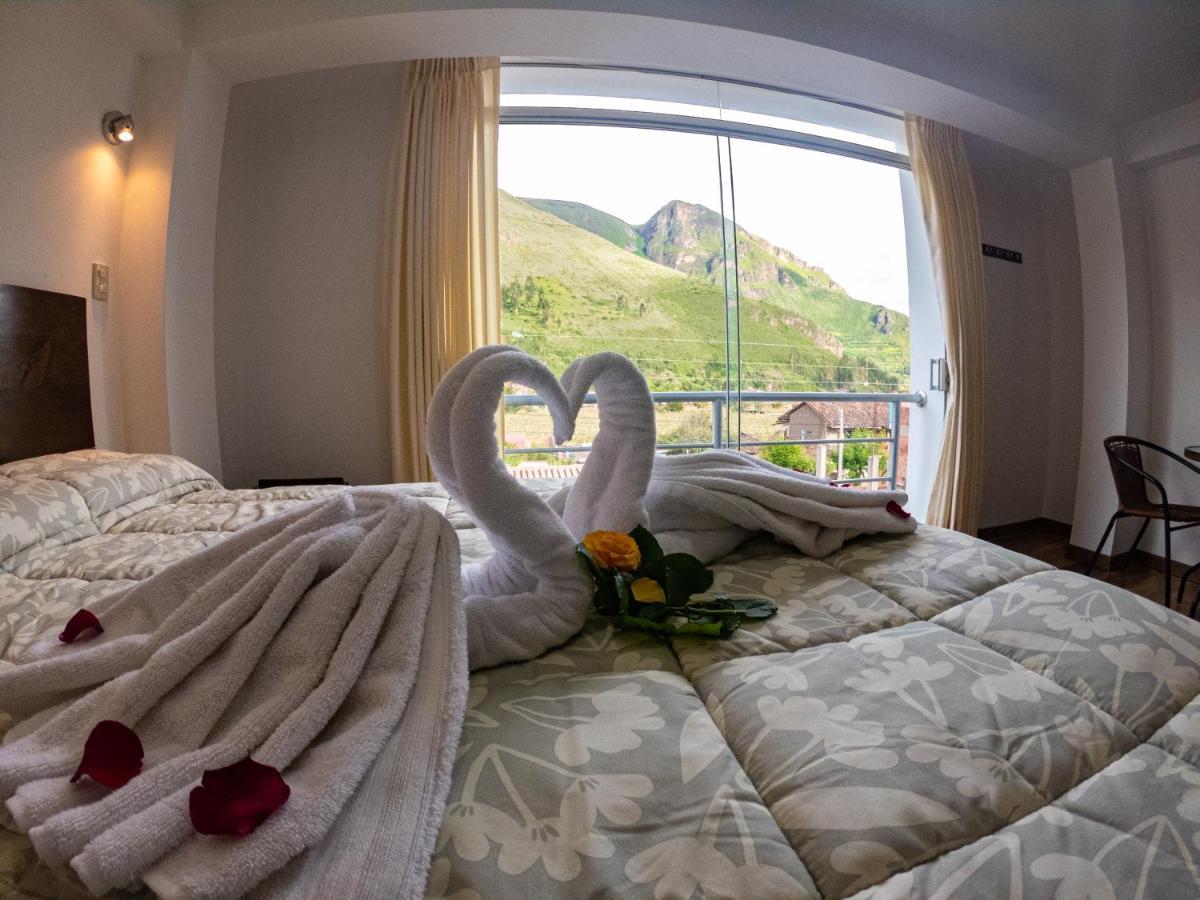 Hotel Los Laureles Calca Zewnętrze zdjęcie