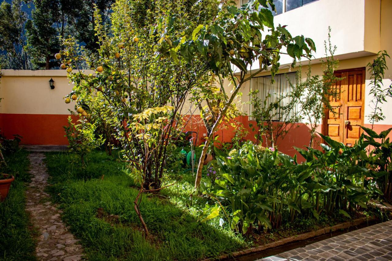 Hotel Los Laureles Calca Zewnętrze zdjęcie