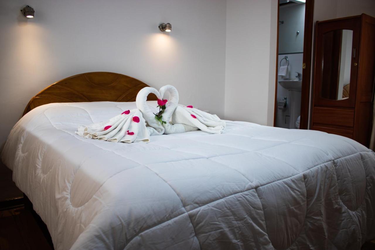 Hotel Los Laureles Calca Zewnętrze zdjęcie