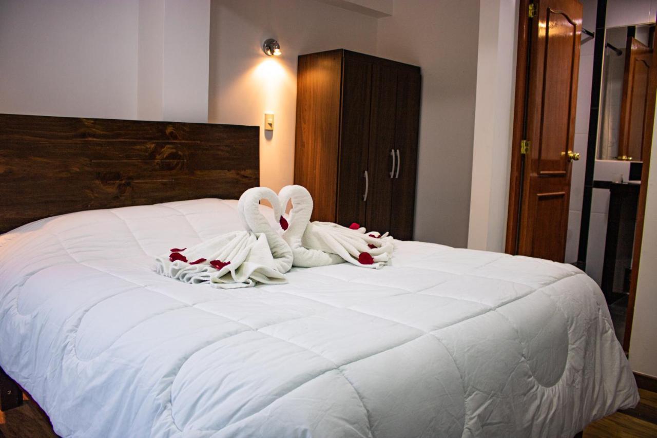 Hotel Los Laureles Calca Zewnętrze zdjęcie