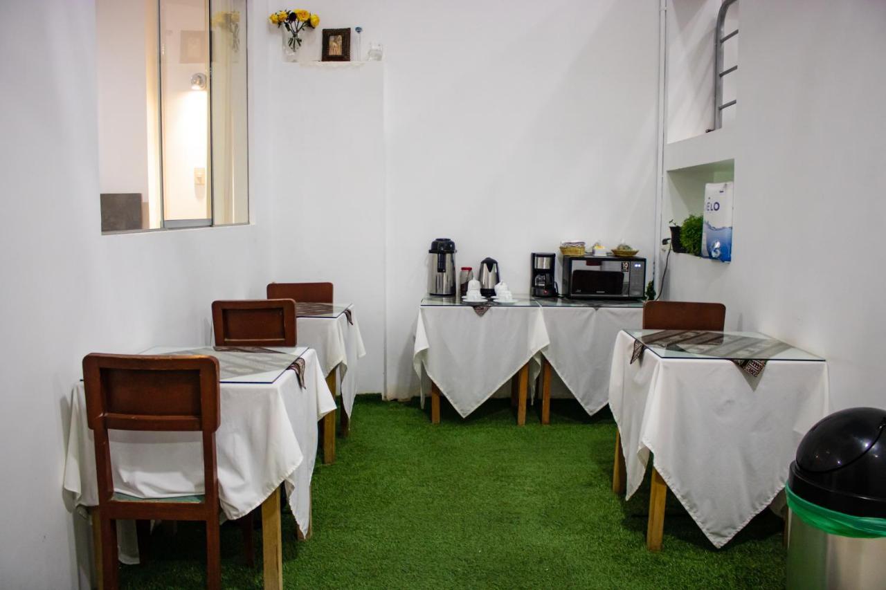 Hotel Los Laureles Calca Zewnętrze zdjęcie