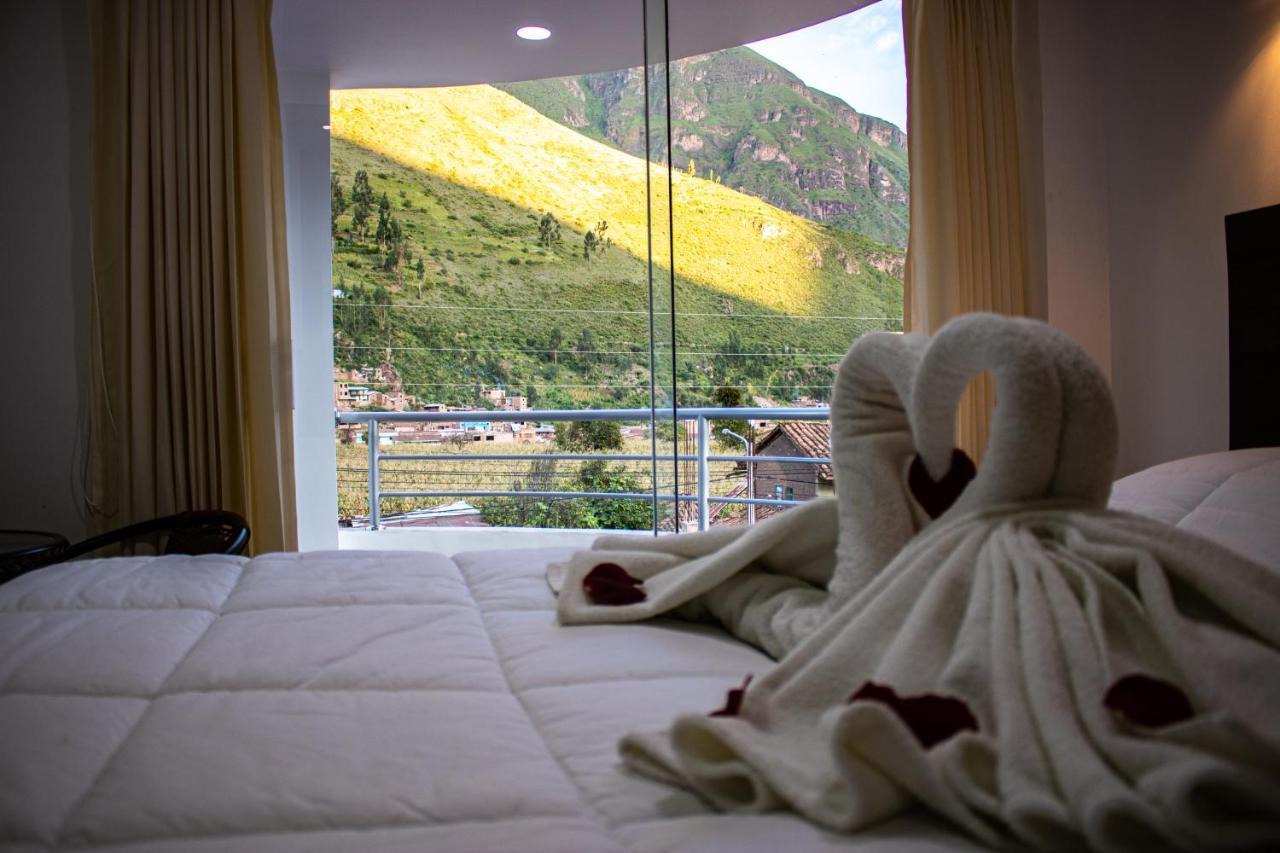 Hotel Los Laureles Calca Zewnętrze zdjęcie