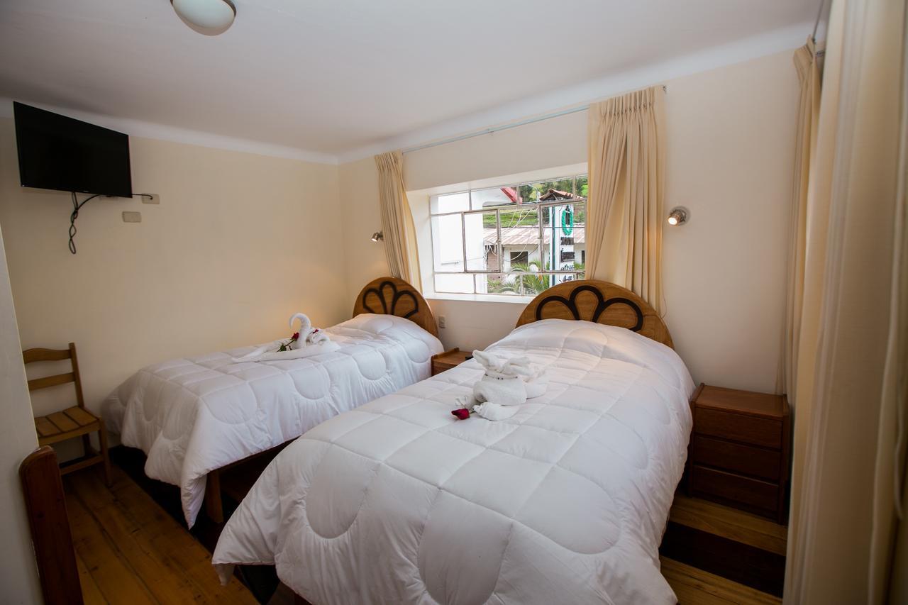 Hotel Los Laureles Calca Zewnętrze zdjęcie
